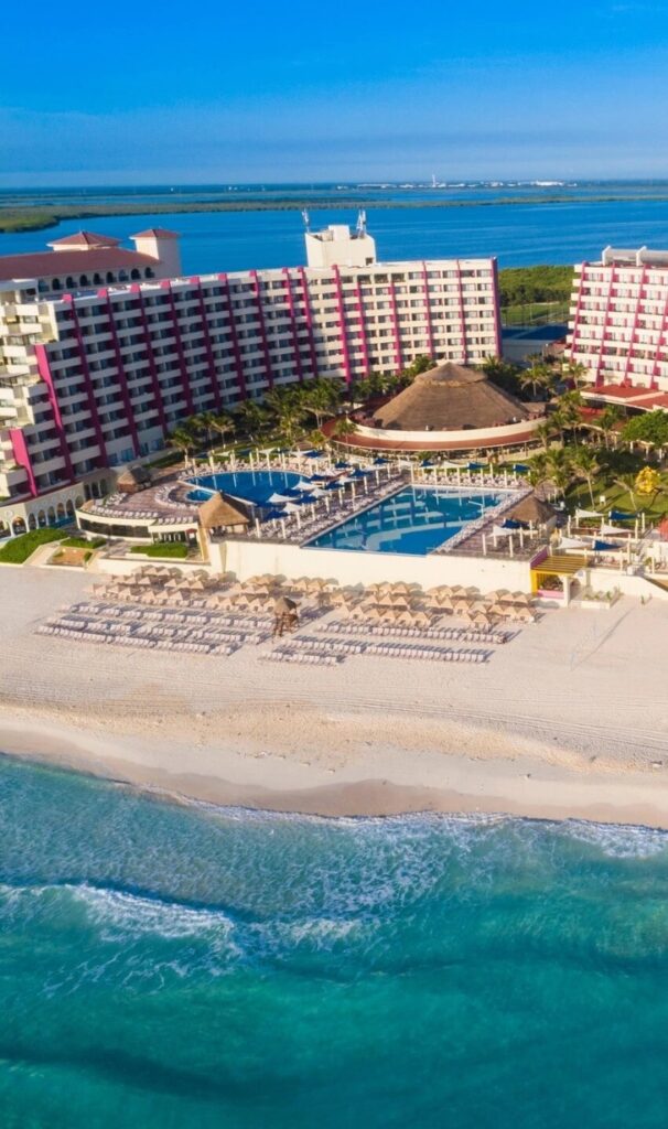 Wisest Travel Crown Paradise Club Cancun